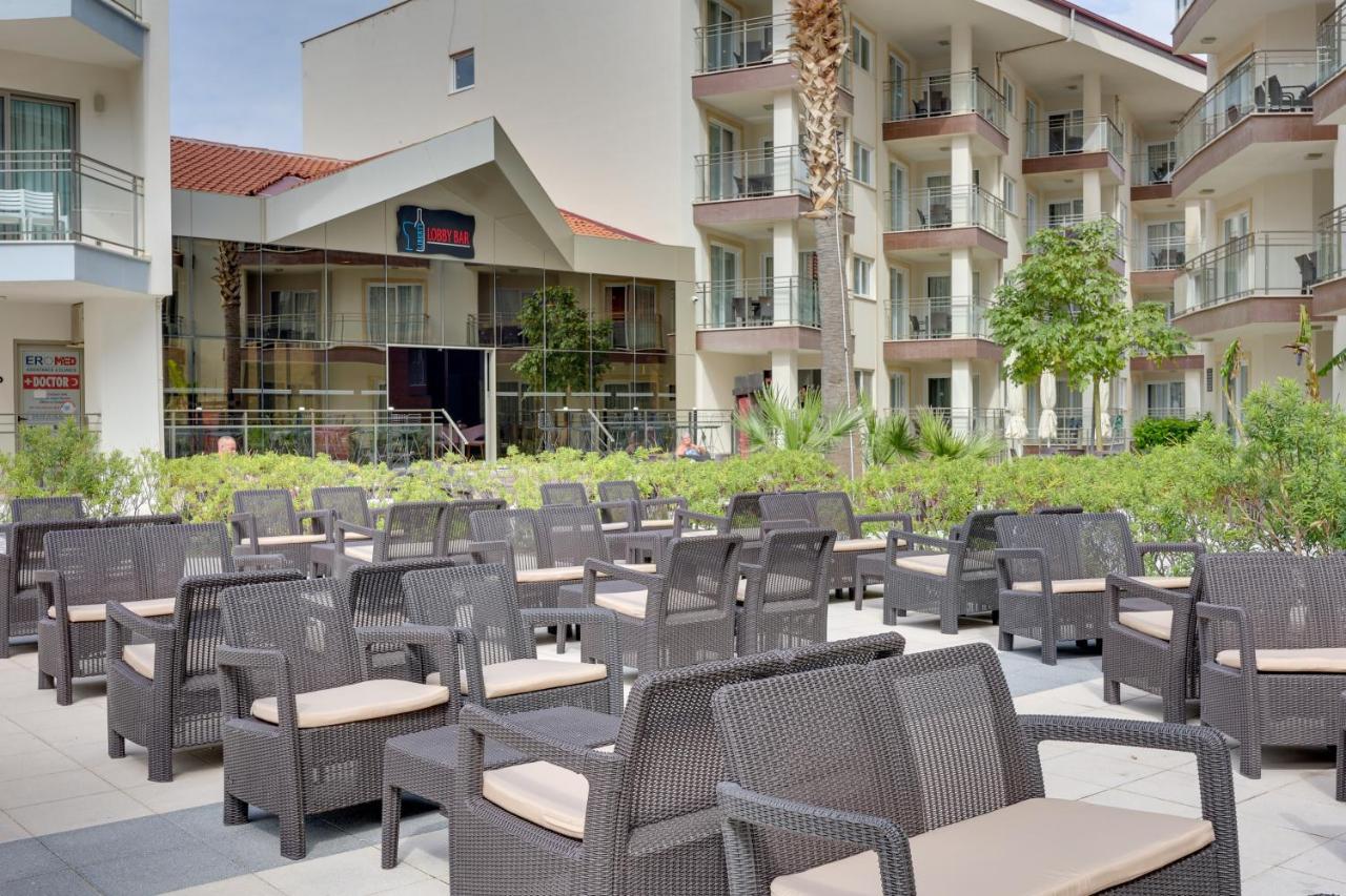 Ramada Hotel & Suites By Wyndham Kusadasi Kusadası Exterior foto